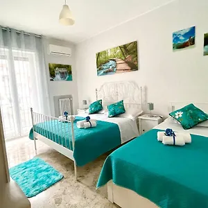 Savoia , Bari Włochy
