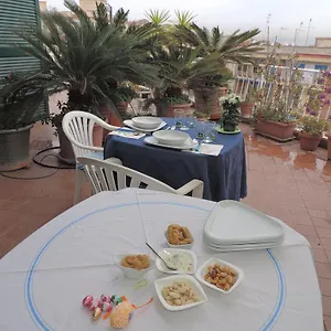 sinfonia-di-napoli.hotels-amalfi.com/