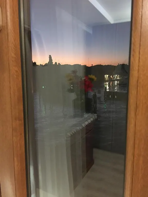 Harry'S Canal View Venice Apartment