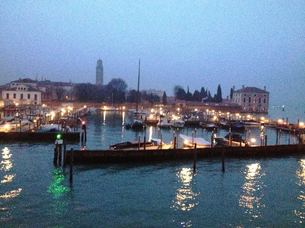 Harry'S Canal View Venice 0*,